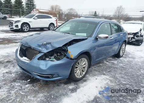 2011 Chrysler 200 Limited from USA, damaged, VIN 1C3BC2FG6BN582504